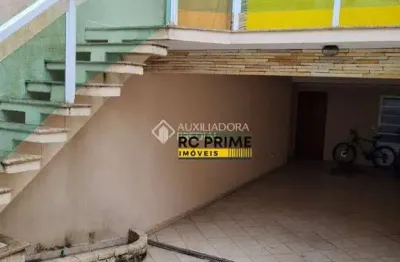 Sobrado á venda com 3 quartos com 3 suítes, 3 vagas, área gourmet rua particular parque anchieta sbc