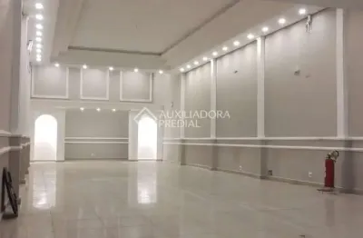 Excelente galpão no centro de são caetano com 560m² de área construída