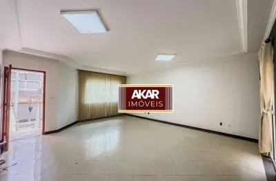 Sobrado com 4 quartos e 3 banheiros à venda,  excelência acabamento primeiríssima