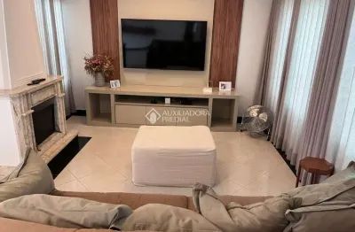 Casa com 3 quartos à venda na Avenida das Andorinhas, 223, Parque dos Pássaros, São Bernardo do Campo