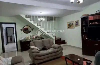 Ótimo sobrado no jardim do mar em são bernardo do campo, com 202m² de área construída