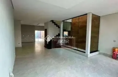 Lindíssimo sobrado com 04 suítes - parque dos pássaros - sbcampo