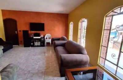 Sobrado com 3 dormitórios, sendo 1 suíte e 6 vagas de garagem à venda, 201 m² por r$ 1.250.000 - parque espacial - são bernardo do campo/sp