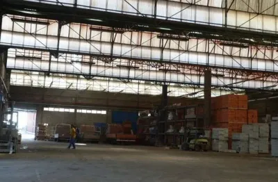 Barracão / Galpão / Depósito à venda na Rua Espírito Santo, 288, Jardim Ruyce, Diadema