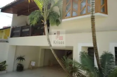 Tèrrea assobradada miolo do jd.bonfiglioli c/3suites 6 vagas.