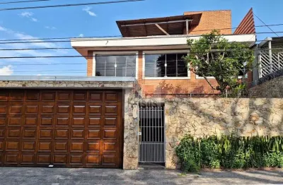 Casa com 4 quartos à venda na Rua Hugo Carotini, 521, Instituto de Previdência, São Paulo