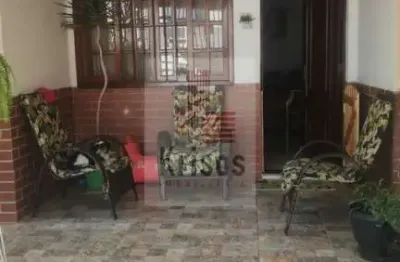 Casa com 3 quartos à venda na Rua Padre José Giomini, 107, Vila Universitária, São Paulo