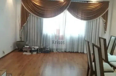 Ótimo sobrado condomínio fechado bem localizado,próximo da usp