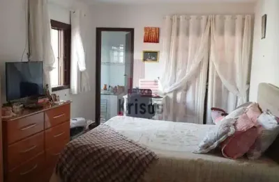 Casa com 3 quartos à venda na Rua Doutor Paulo Ribeiro Coelho, 264, Jardim Ester Yolanda, São Paulo
