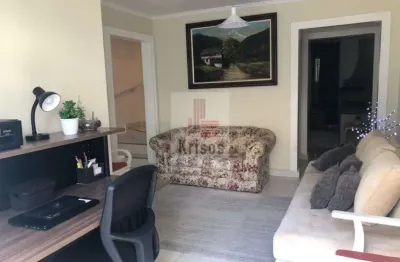 Tetéia de sobrado localizaçâo privilegiada rua sem saida