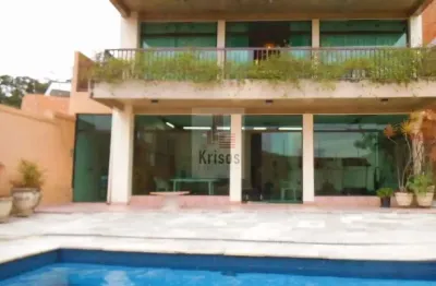 Sobrado de 610m² à venda no parque dos príncipes ? 4 suítes, piscina e 6 vagas