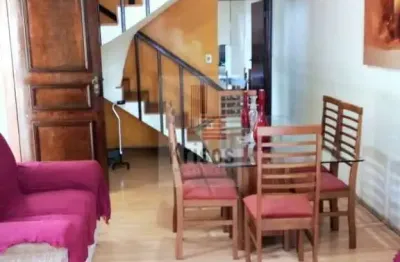 Sobrado amplo à venda na vila tiradentes com 193m², 4 quartos, 1 suíte, 2 vagas