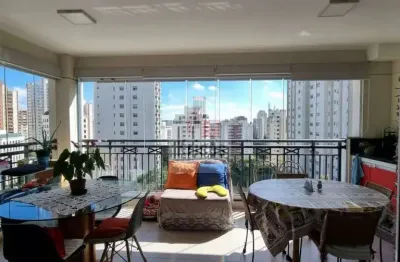 Morumbi 103m² com 2 quartos 1 suíte e 2 vagas com depósito