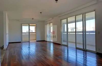 Morumbi 261m com 3 suítes e 4 vagas com depósito e varanda gourmet.