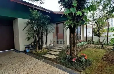 Casa com 3 quartos à venda na Rua José Rubens, 327, Caxingui, São Paulo