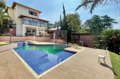 Casa contemporânea com vista deslumbrante ? luxo e conforto em cada detalhe!