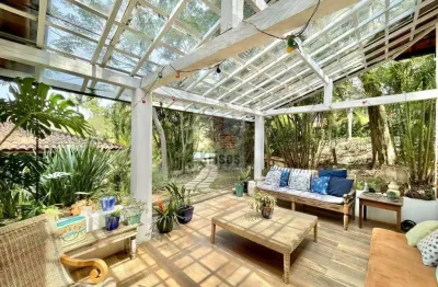 Excelente casa em condomínio completo - natureza e conforto em harmonia!