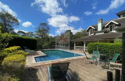 Casa luxuosa em estilo colonial americano - assinatura de sig bergamin.