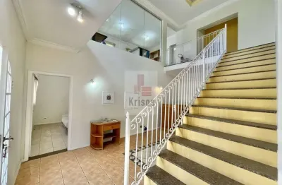 Oportunidade incrível: casa comercial em localização privilegiada!