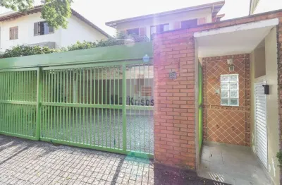 Casa a venda com 4 dormitórios , 5 vagas próximo ao metrô vila sônia !!!