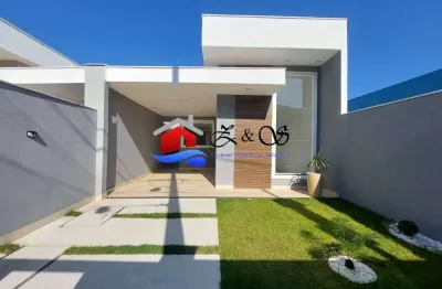 Excelente casa de três quartos sendo uma suíte e churrasqueira