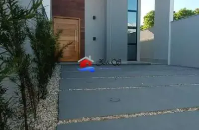 Casa expetacular de tres quartos com fino acabamento em itaipuaçu