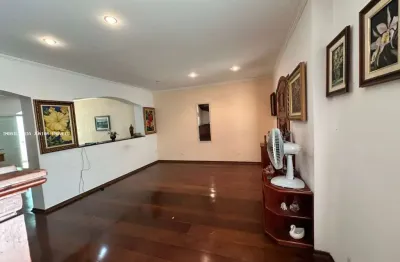 Casas de Vila para Locação em São Paulo, Vila Mariana, 4 dormitórios, 1 suíte, 3 banheiros, 3 vagas