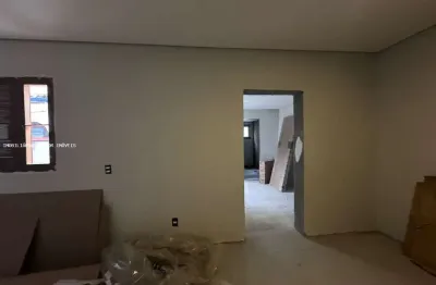 Casa para Locação em São Paulo, Vila Mariana, 1 dormitório, 1 suíte, 1 banheiro, 1 vaga