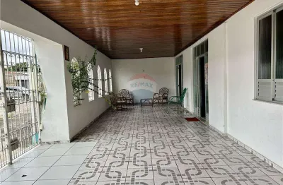 Casa a venda com 4/4 no conjunto médice ii - documentação apta para financiamento