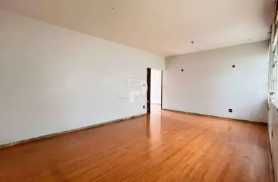 Amplo apartamento com grande potencial de reforma no coração do santo agostinho – 220m², 4 quartos, 2 vagas livres!
