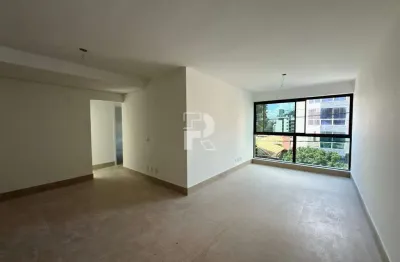 Apartamento com área privativa e acabamento de luxo
