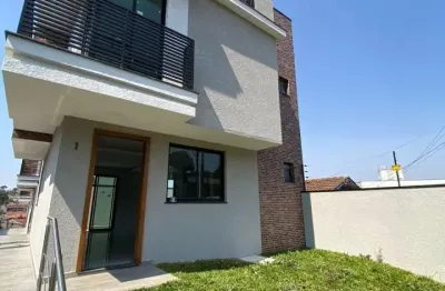 Dê só uma olhadinha nesse lindo sobrados.  novos e modernos com terraço, além de três dormitórios e excelente localização. conforto e praticidade em um só lugar.