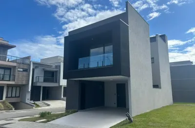 Confortável sobrado em condomínio fechado no residencial boulevard  - bairro boa vista.