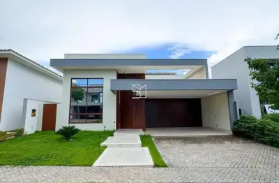 Casa térrea, 4 suites com closet, lavanderia, lavabo, piscina, moveis planejados