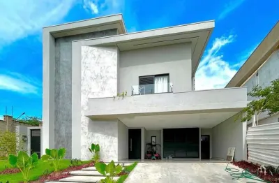 Casa no belvedere 2, 3 suites no piso superior 1 no térreo, lavanderia, piscina