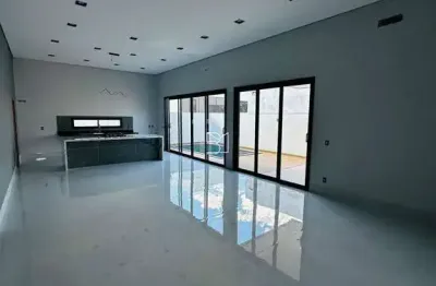 Casa no primor das torres, 3 suites 1 closet, piscina ar condicionado, 2 garagem