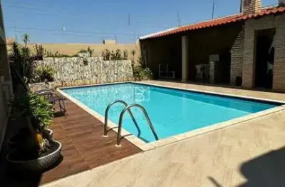 Sobrado jardim cuiabá, 3 quartos 2 suítes, escritório, churrasqueira, piscina