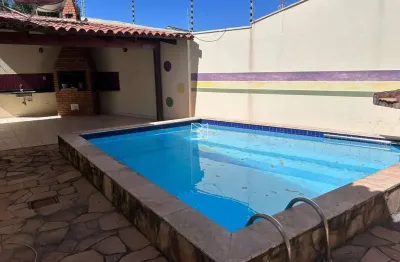 Casa jardim itália, 3 suites, churrasqueira, escritorio, piscina, toda na lage