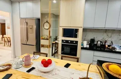 Condomínio Fechado para Venda em Cuiabá, Jardim Petrópolis, 3 dormitórios, 1 suíte, 2 banheiros, 2 vagas