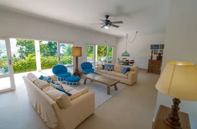 Casa à venda de 353m² | 05 dormitórios, sendo suíte e 05 vagas de garagem | saco da ribeira - ubatuba |