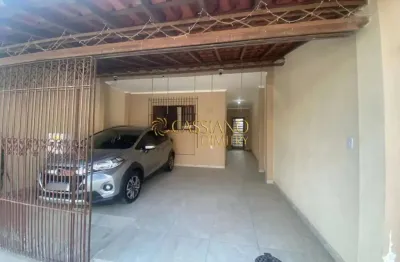 Sobrado à venda de 213m² | 04 dormitórios, sendo 02 suítes e 02 vagas de garagem | jardim ismênia - são josé dos campos |