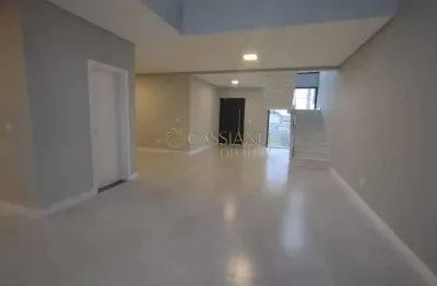 Sobrado à venda de 236m² | 03 dormitórios, sendo suítes e 04 vagas de garagem | condomínio verana - loteamento verana | são josé dos campos |