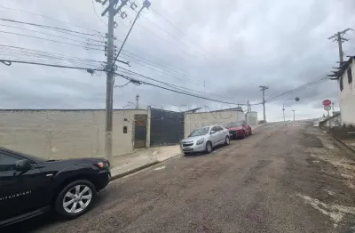 Galpão à venda de 341m² | 03 banheiros e 05 vagas de garagem | vila são bento - são josé dos campos |