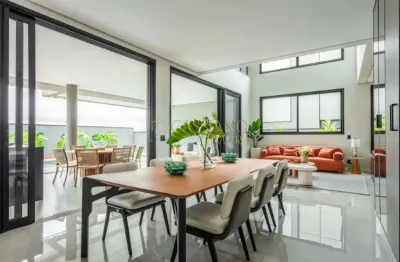 Casa à venda de 435m² | porteira fechada /05 dormitórios sendo 02 suítes e 04 vagas de garagem | condomínio alphaville i - urbanova