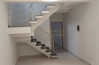 Sobrado à venda de 167,70m² | 03 dormitórios, sendo 01 suíte e 02 vagas de garagem | jardim das industrias | são josé dos campos |