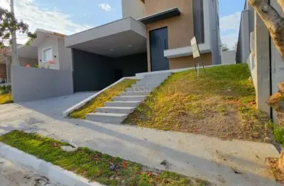 Casa à venda de 148m² | 03 dormitórios, sendo 01 suíte e 02 vagas de garagem | condomínio reserva do vale - caçapava |