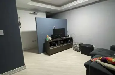 Casa à venda de 100m² | 03 dormitórios, sendo 01 suíte e 02 vagas de garagem | cond. residence & club - loteamento villa branca | jacareí |