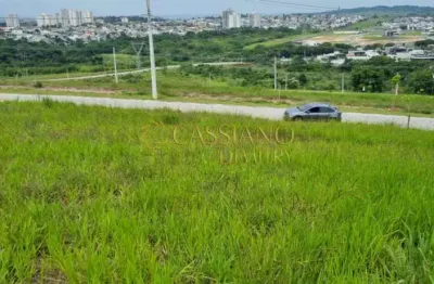 Terreno alto padrão em condomínio fechado - 331,23m² no urbanova