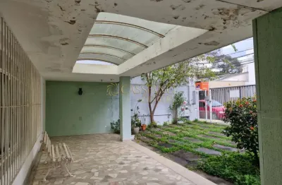 Casa à venda de 390m²|  03 dormitórios, 03 banheiros e 04 vagas de garagem | vila adyana | são josé dos campos |