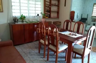 Sítio à venda de 300m² | 04 dormitórios, sendo suítes e 04 vagas de garagem | bairro do sertãozinho | são josé dos campos |